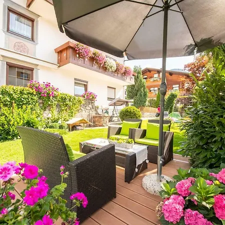 Lejlighedshotel Garni Almrausch