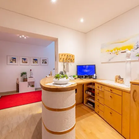 Garni Almrausch Lejlighedshotel 3*